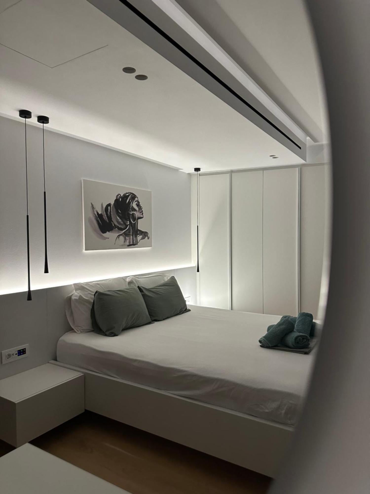 Modern Minimal